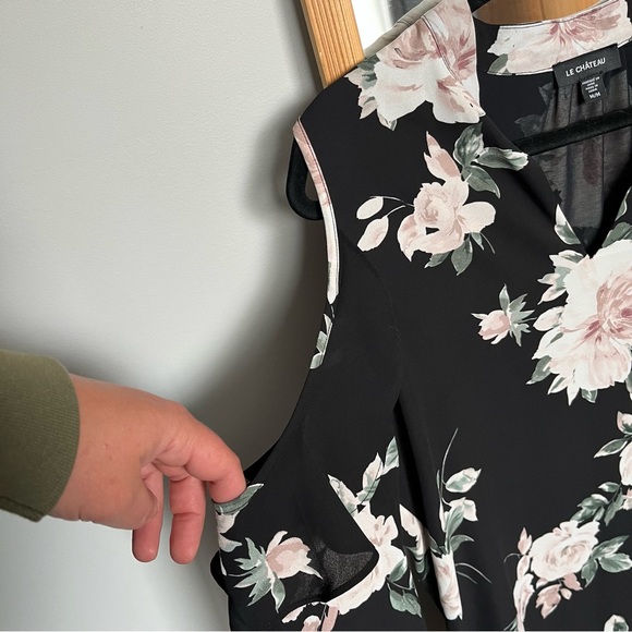 Cold shoulder Le chateau floral dress - Picture 2 of 6
